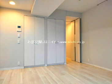 ���c����X�،����w �}���V���� 1R